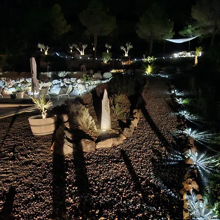 Macoco Maison Coeur Corbieres Bed & Breakfast 4*